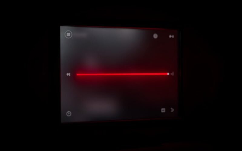 Single hero — light mode